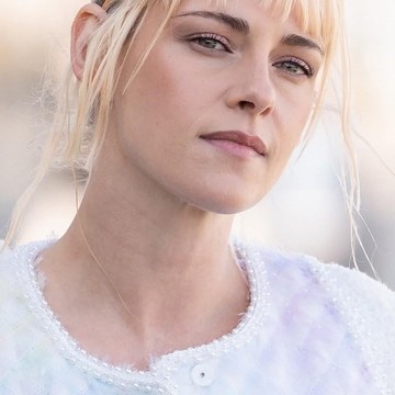 Kristen Stewart - Provocative and Androgynous Shoots in kristenstewart_hot_7tbk3qip1h0g1.jpg - hidden celebrity photo